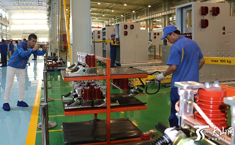 新疆特變電工 積極參與“一帶一路”建設，打造機械電氣設備新篇章