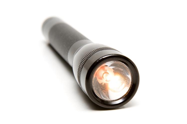這是美國針對手電筒產品的電氣安全標準